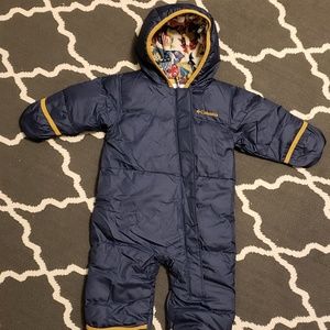 Columbia Snowsuit-Snuggly Bunny 12-18M New